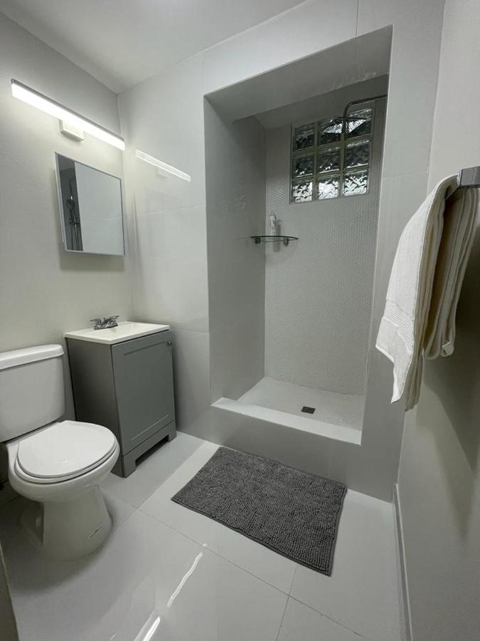 Luxurious Beachside 3-Br Apt San Juan Bagian luar foto